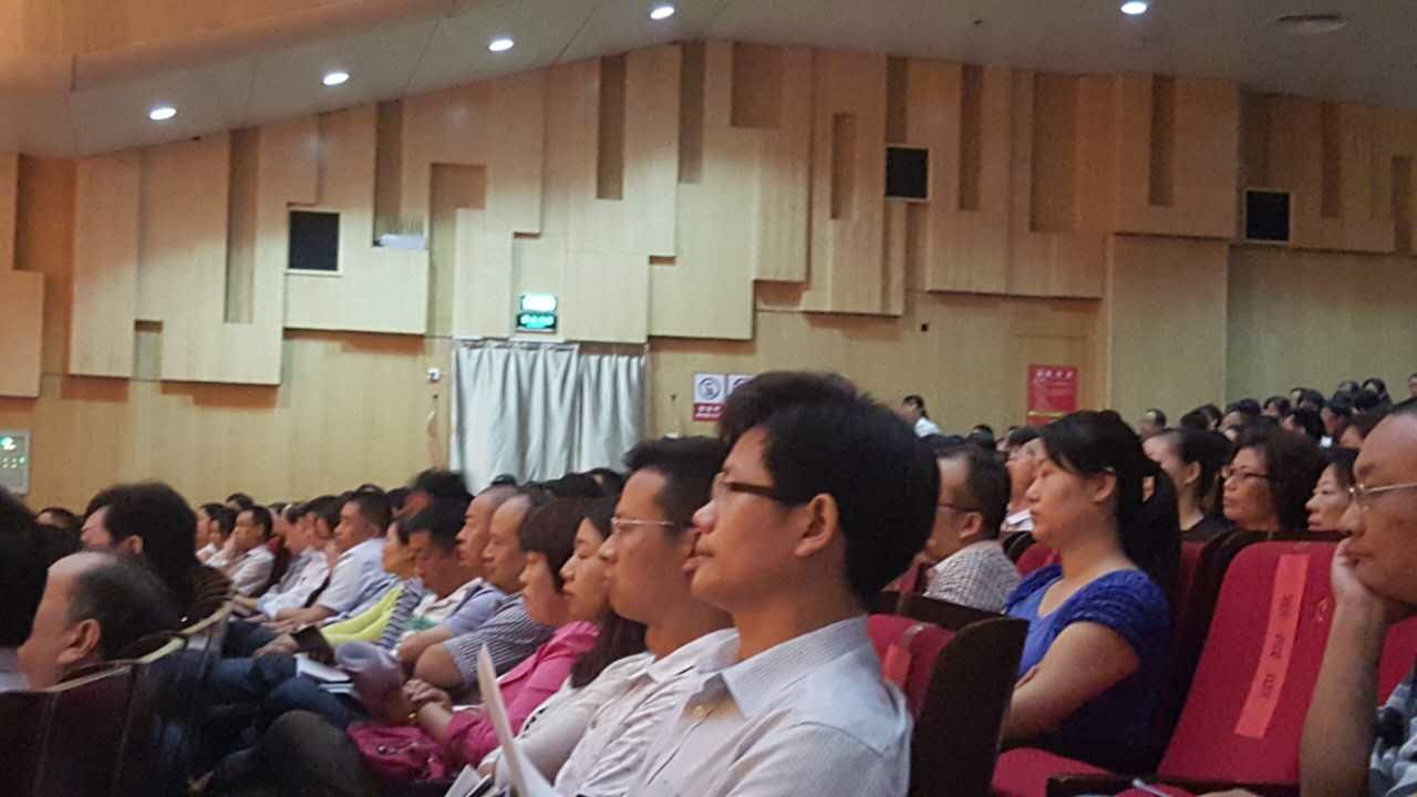 讓愛(ài)傳遞