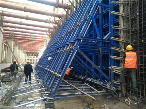 偉志鋼模板——鄭州市軌道交通3號(hào)線一期工程金水路站主體結(jié)構(gòu)施工